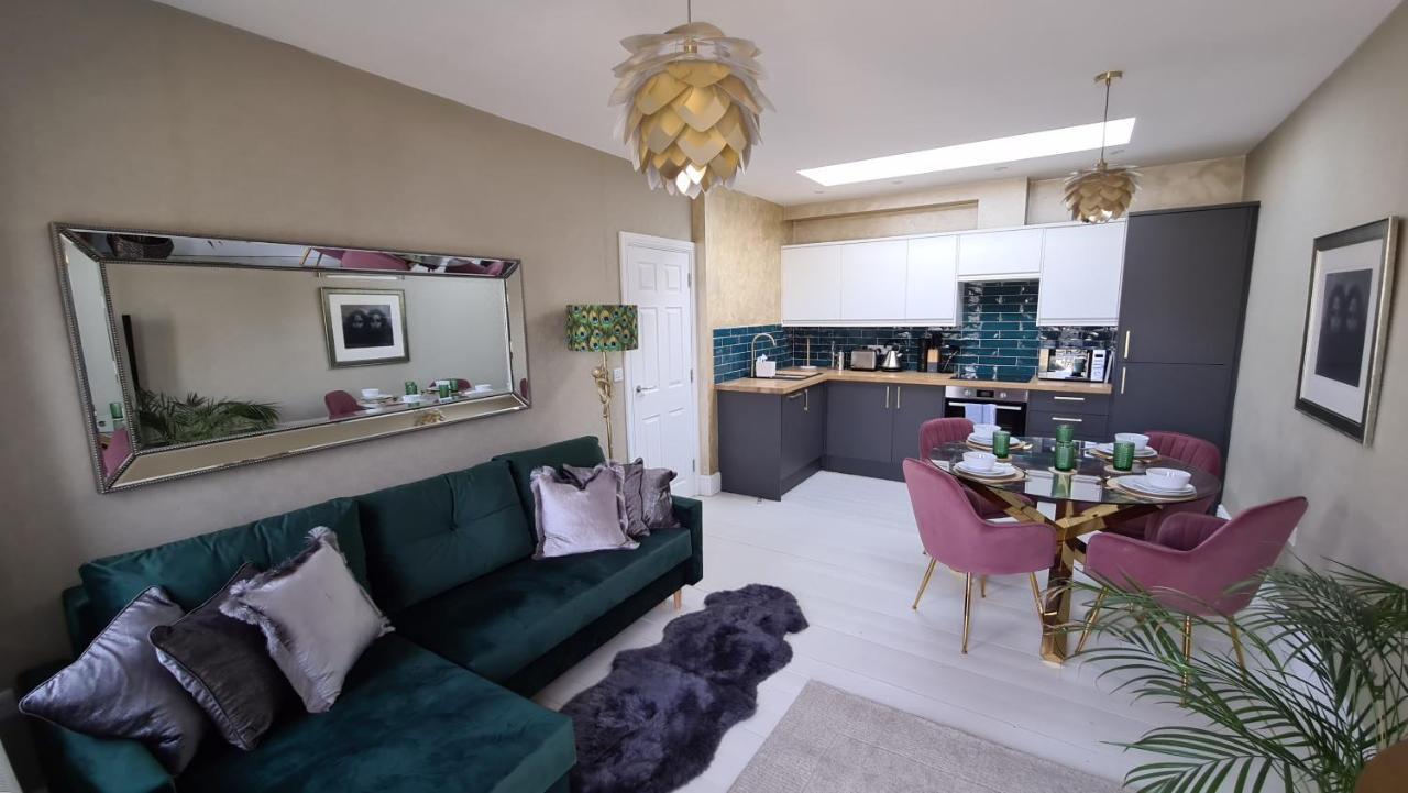 The Loughborough - Elegant, Glamourous Boutique 1 Bed, Central Truro Eksteriør bilde