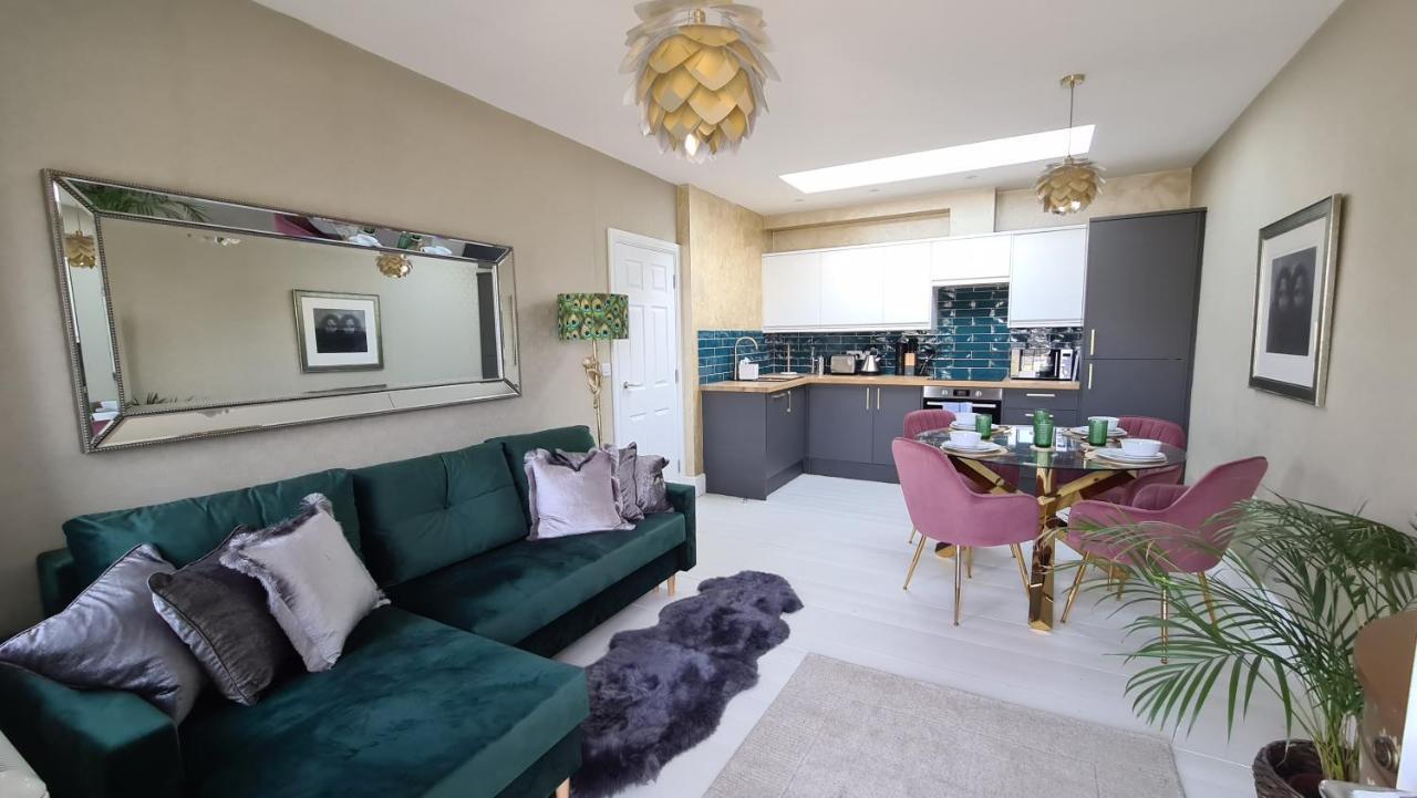 The Loughborough - Elegant, Glamourous Boutique 1 Bed, Central Truro Eksteriør bilde